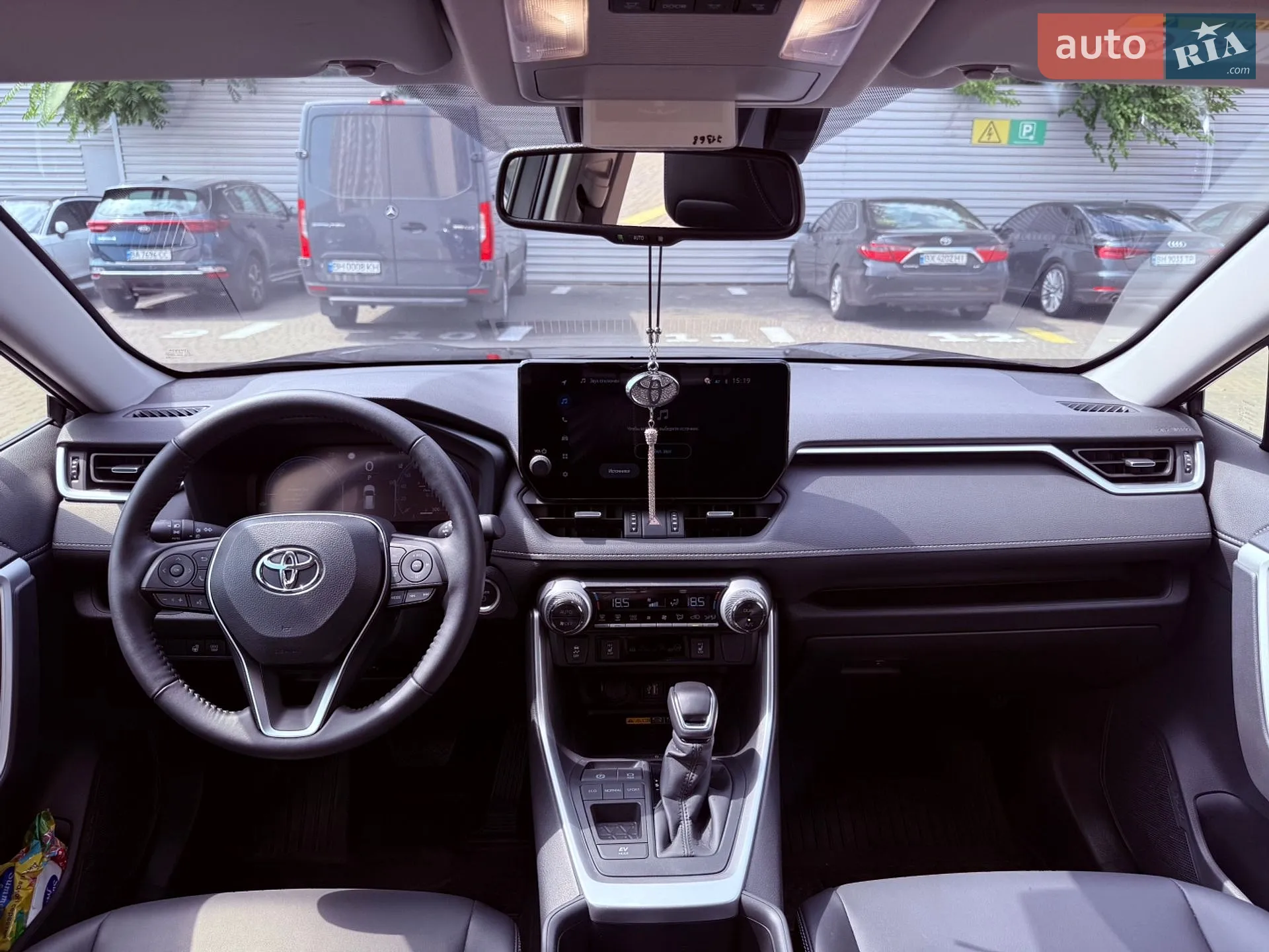 2025 Toyota RAV 4 - мініатюра 10