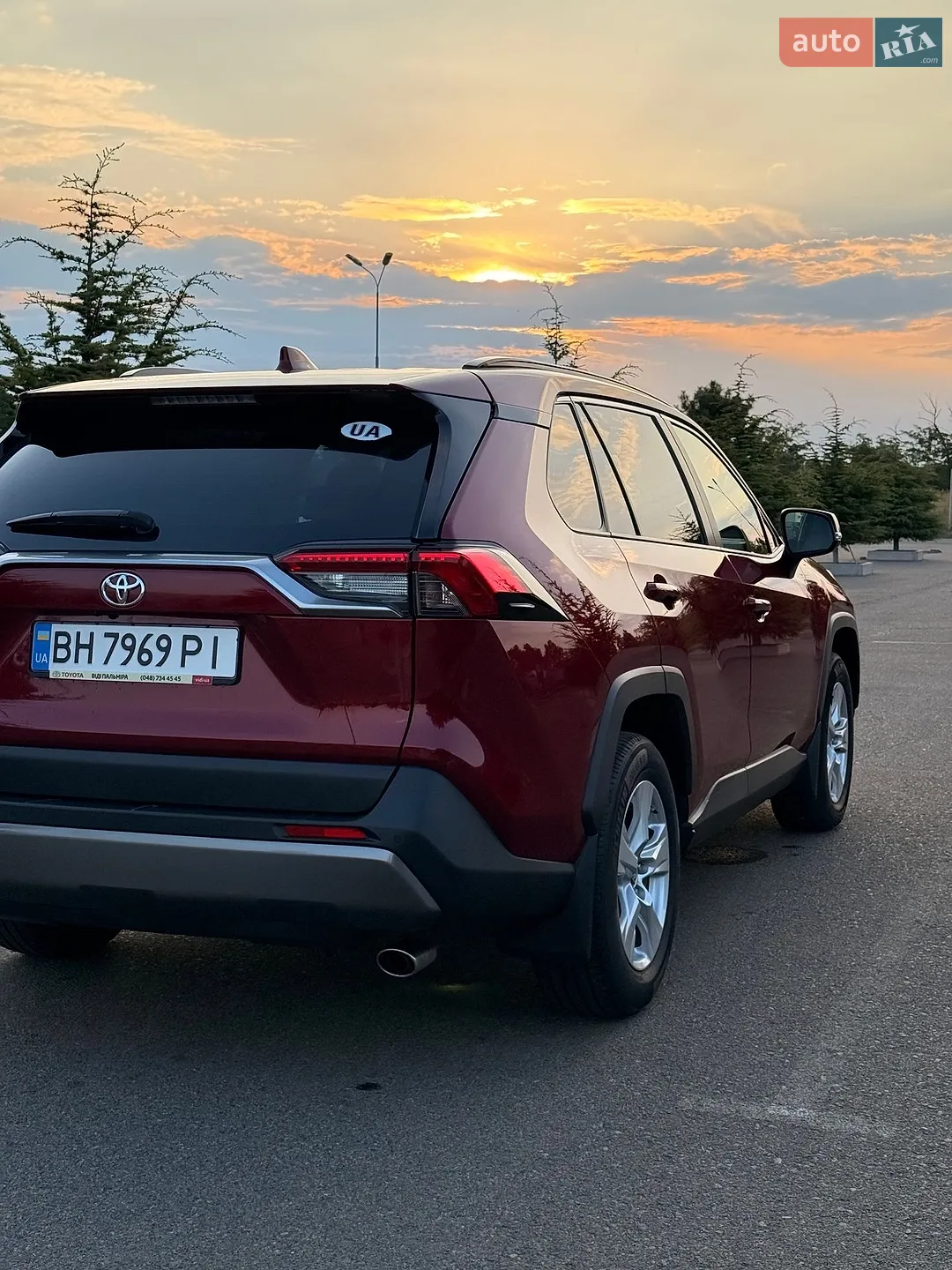 2019 Toyota RAV 4 - мініатюра 8