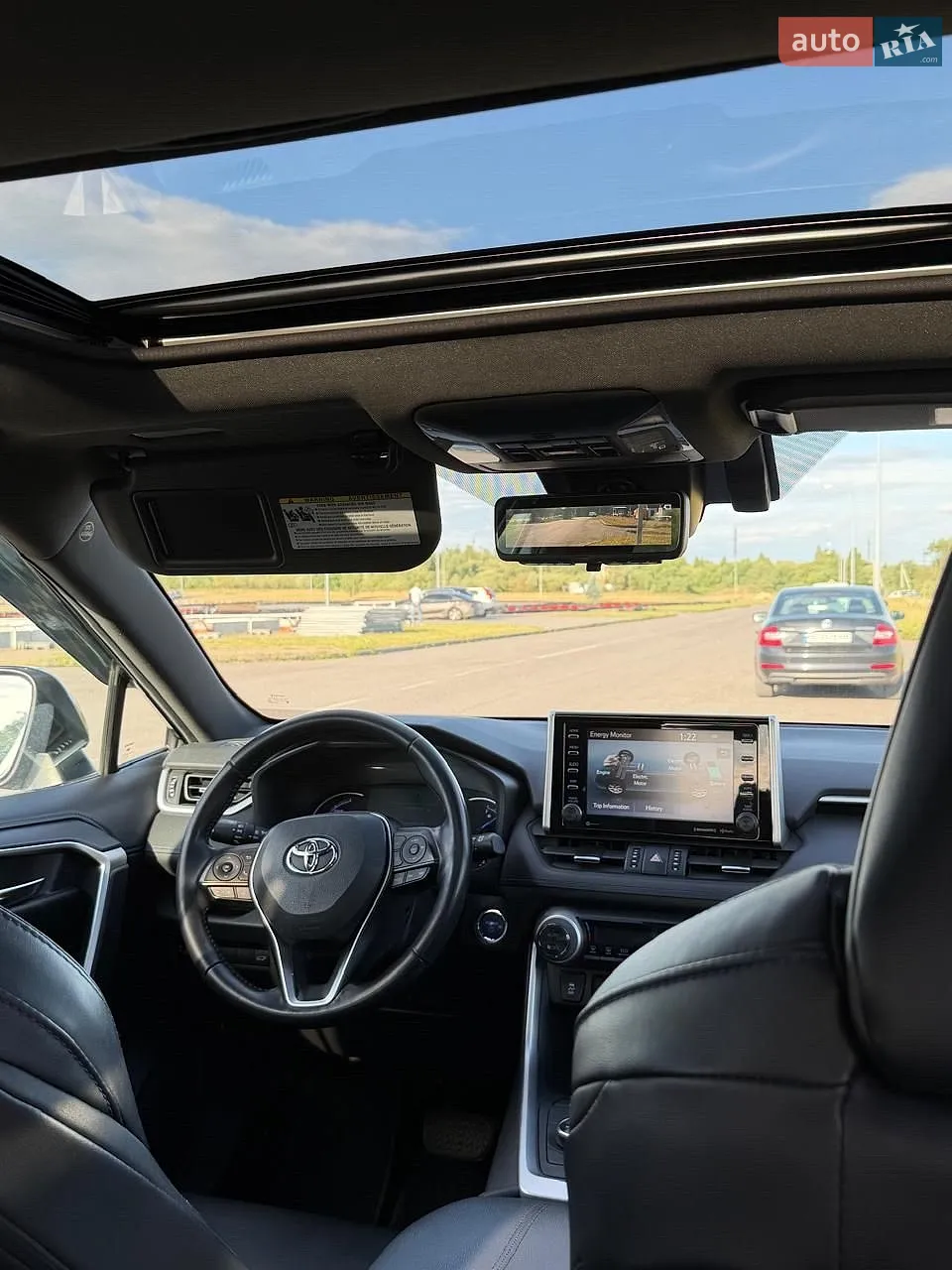2019 Toyota RAV 4 - мініатюра 11