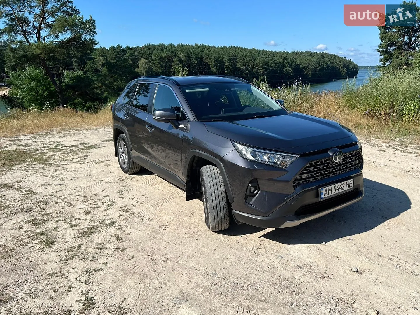 2022 Toyota RAV 4 - фото 1