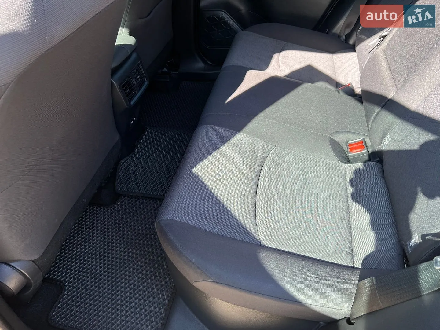 2022 Toyota RAV 4 - мініатюра 29