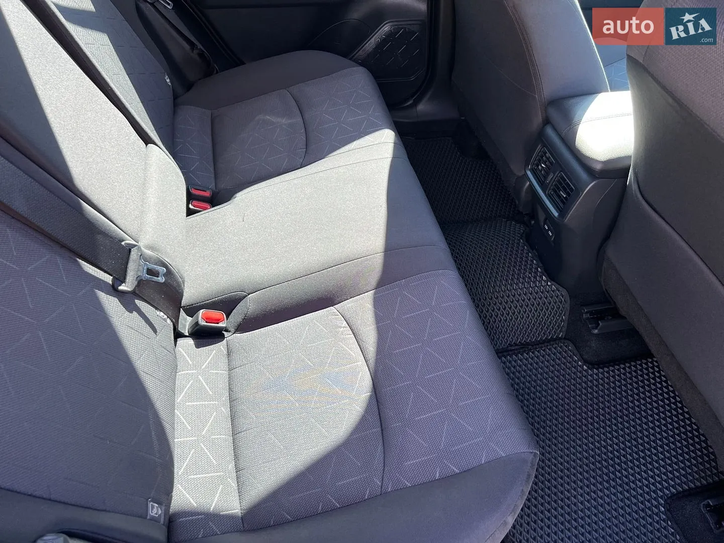 2022 Toyota RAV 4 - мініатюра 39