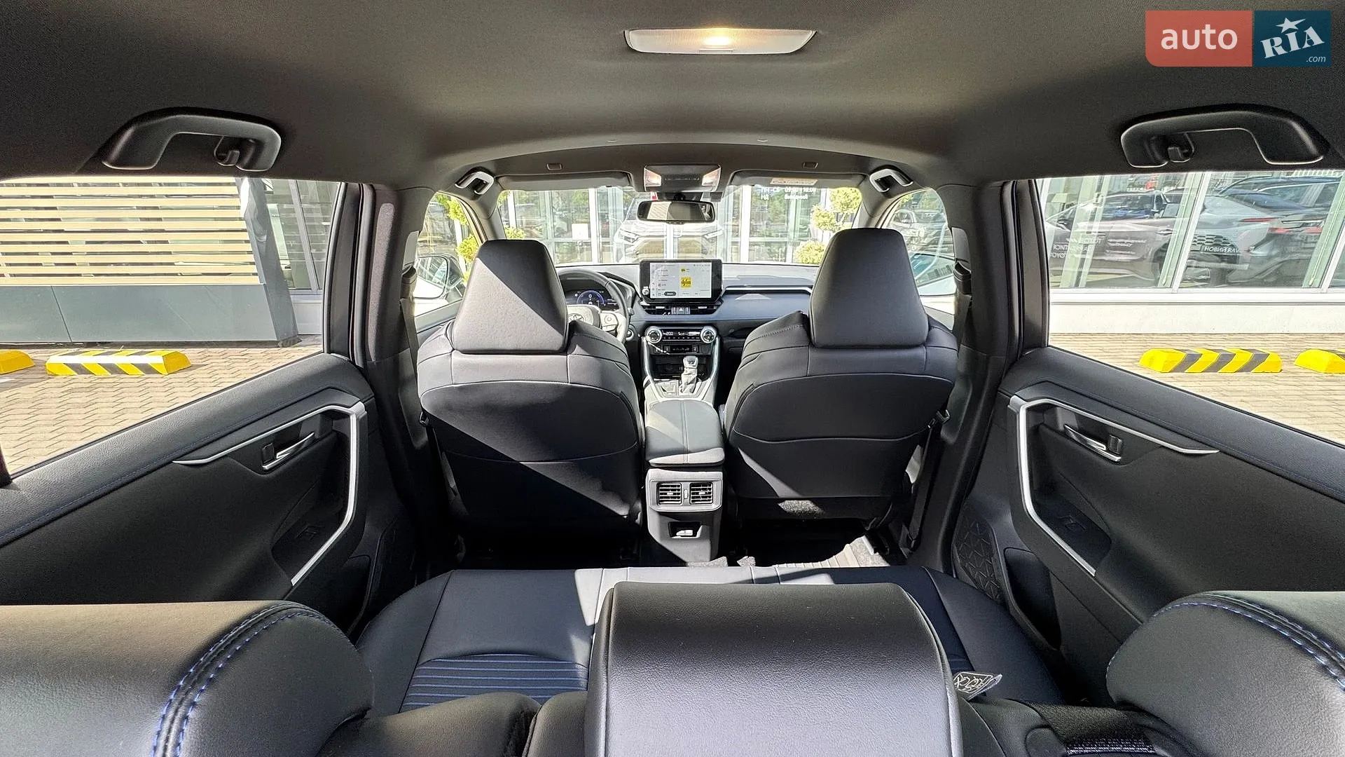 2025 Toyota RAV 4 - мініатюра 28