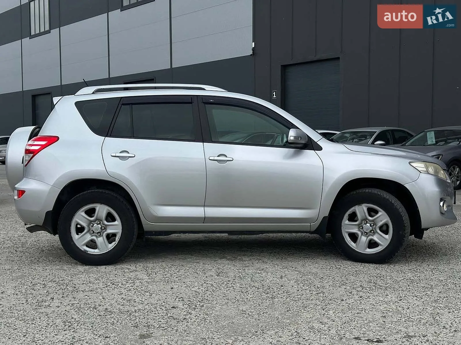 2010 Toyota RAV 4 - мініатюра 4