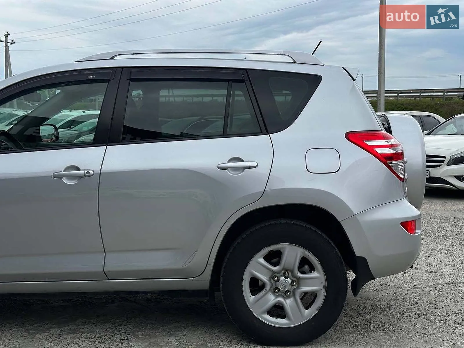 2010 Toyota RAV 4 - мініатюра 11