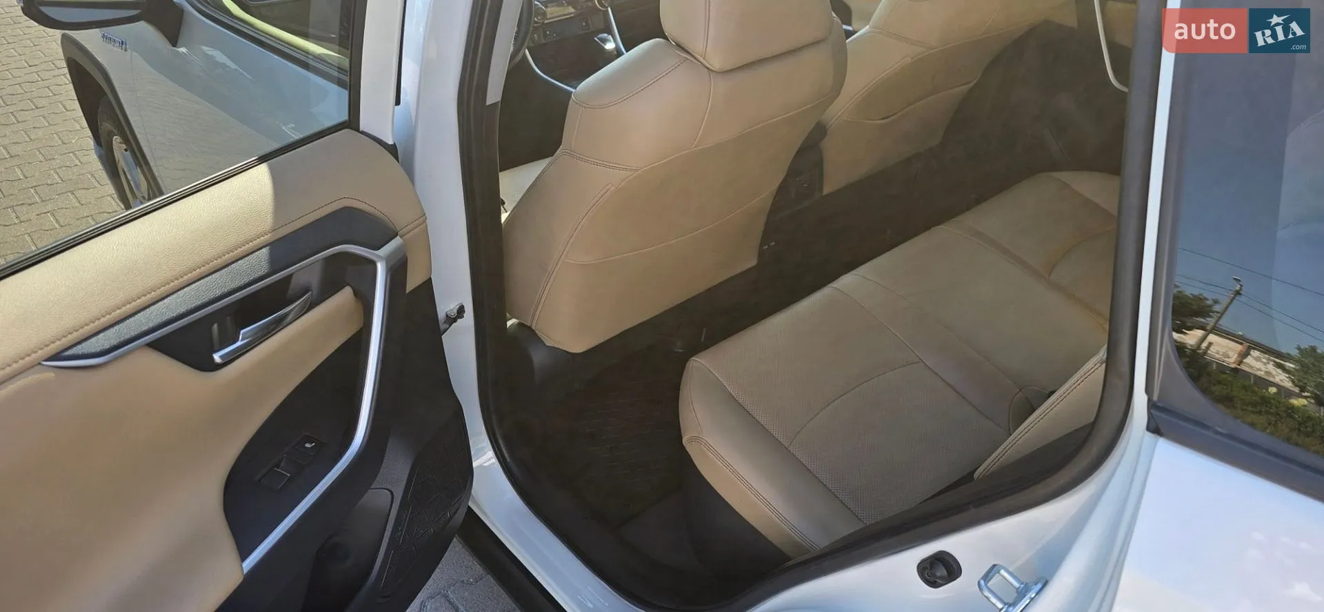 2021 Toyota RAV 4 - мініатюра 32