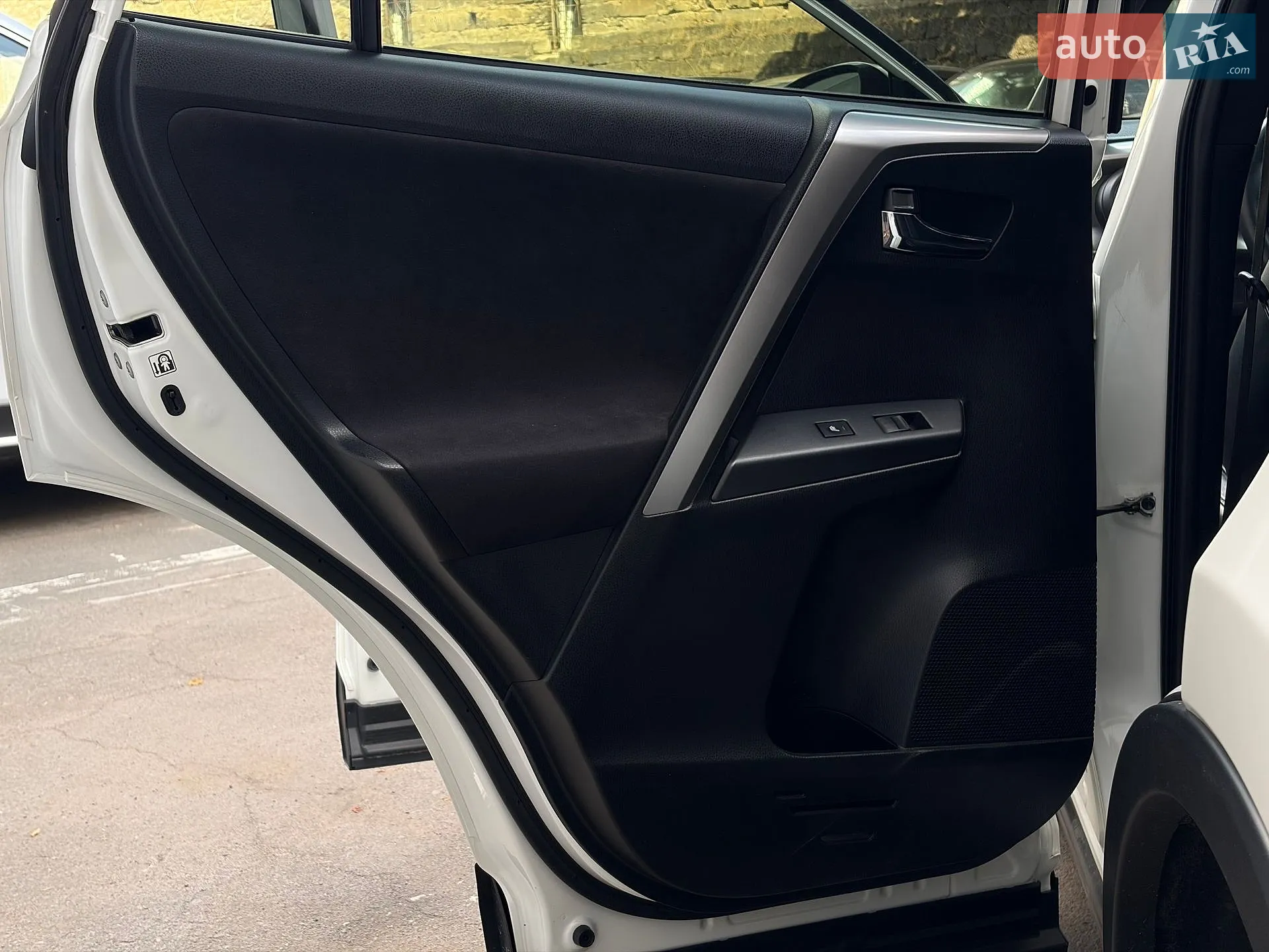 2017 Toyota RAV 4 - мініатюра 22