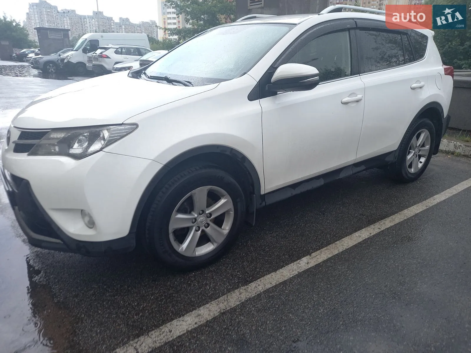 2013 Toyota RAV 4 - фото 1