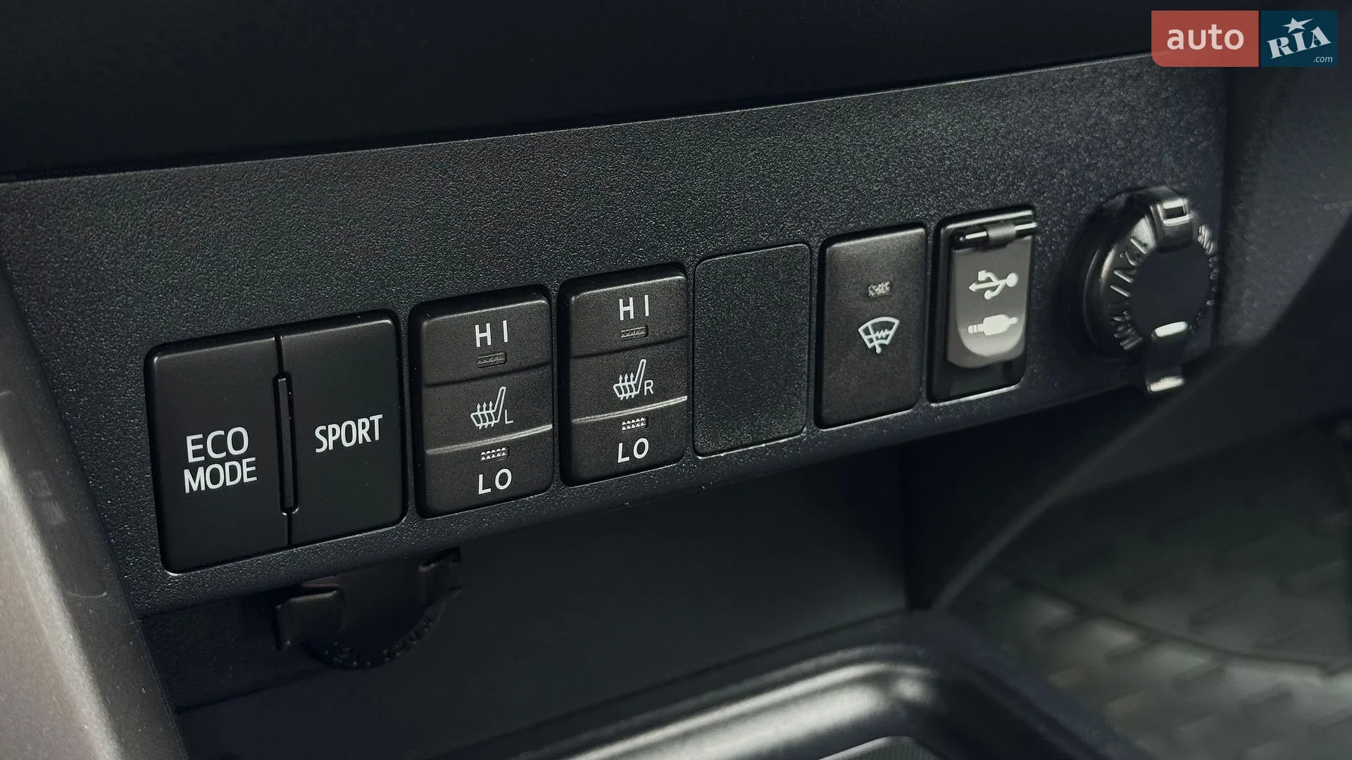 2018 Toyota RAV 4 - мініатюра 33