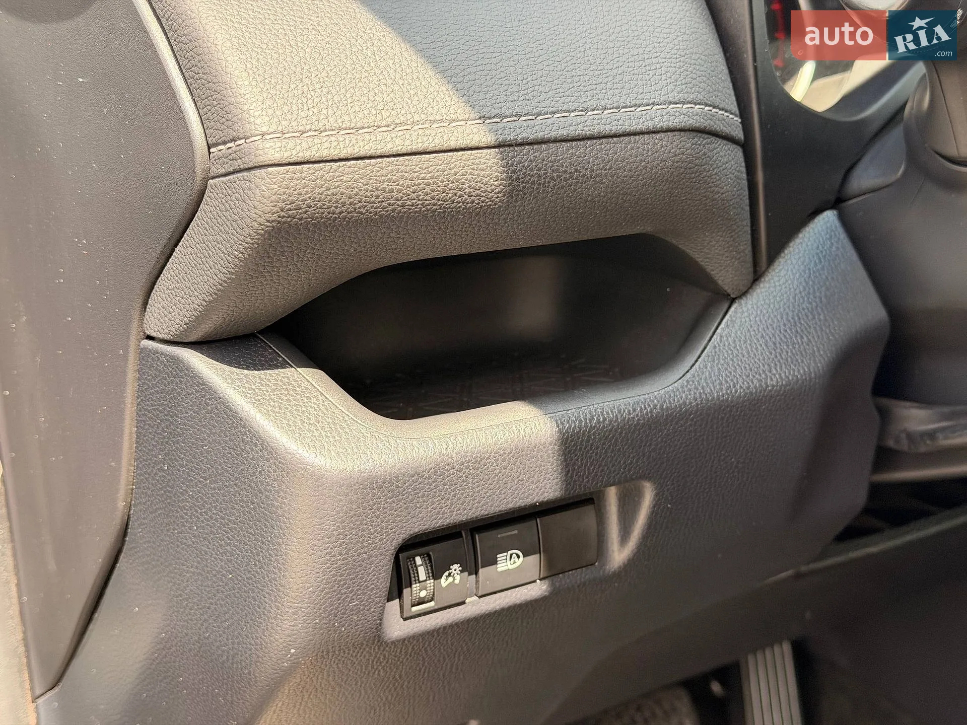 2019 Toyota RAV 4 - мініатюра 49