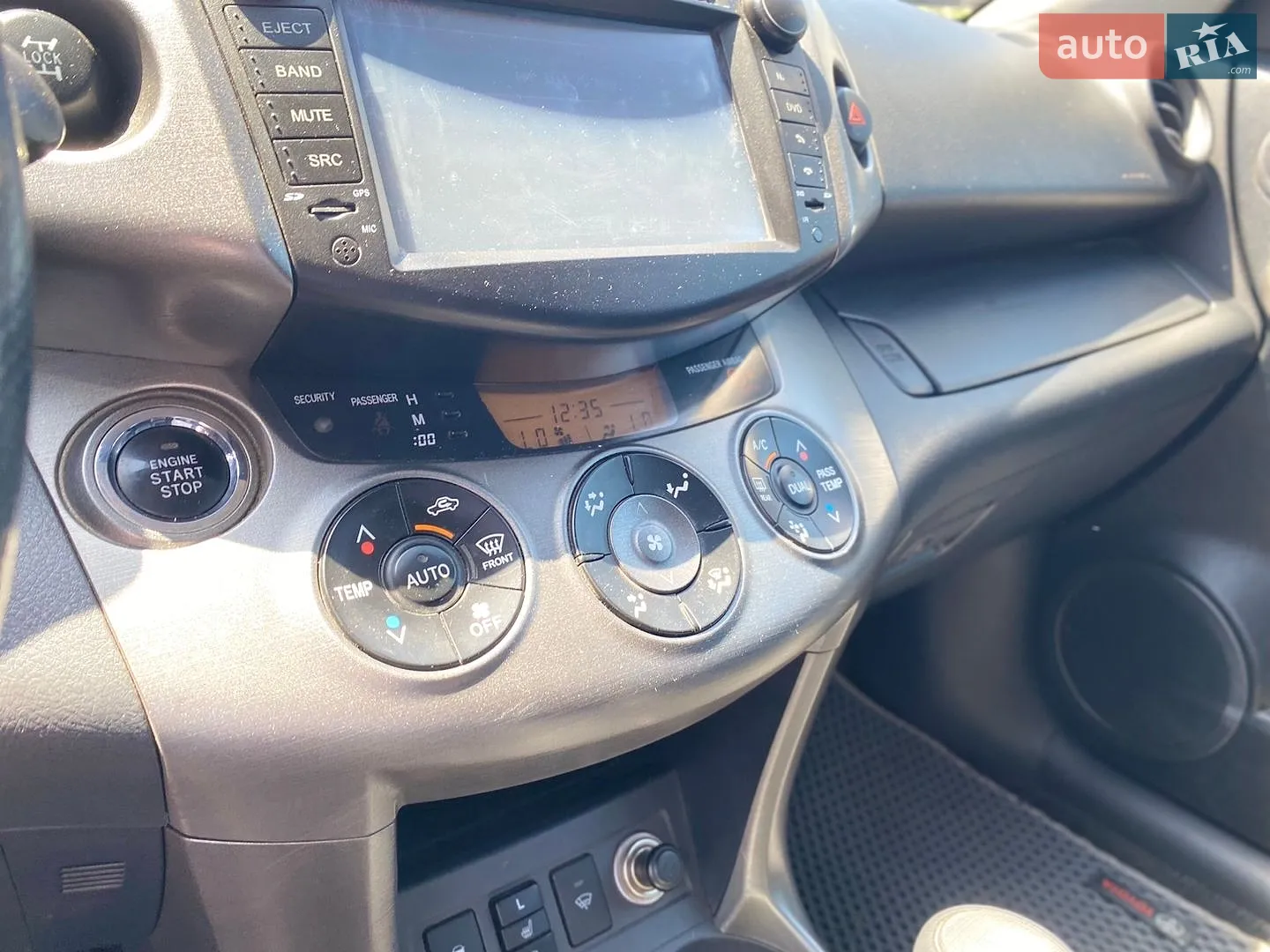 2010 Toyota RAV 4 - мініатюра 23