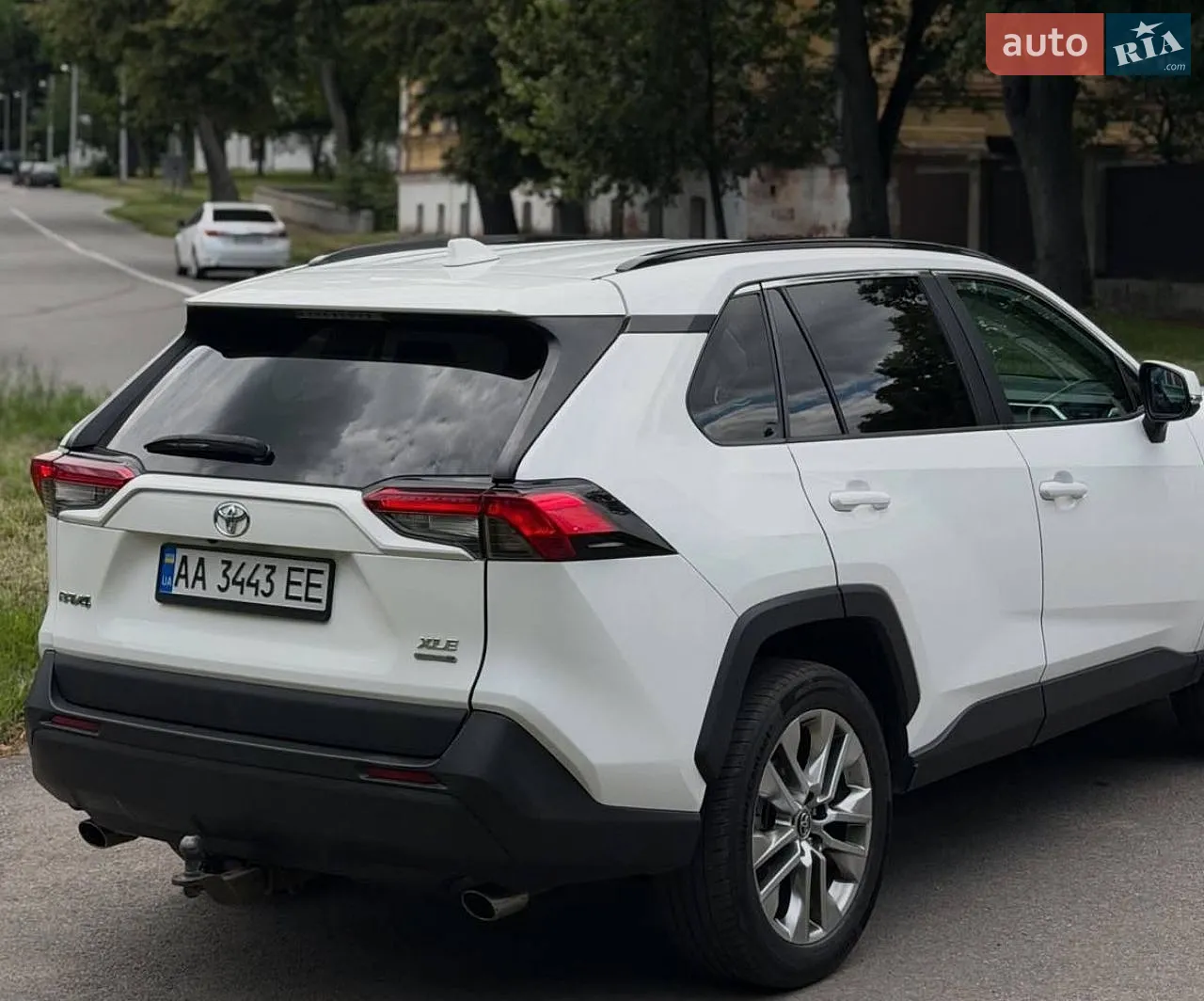 2019 Toyota RAV 4 - мініатюра 3