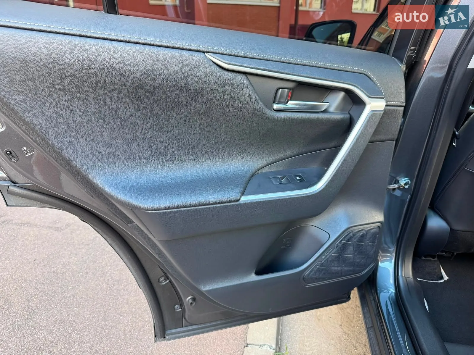 2024 Toyota RAV 4 - мініатюра 8