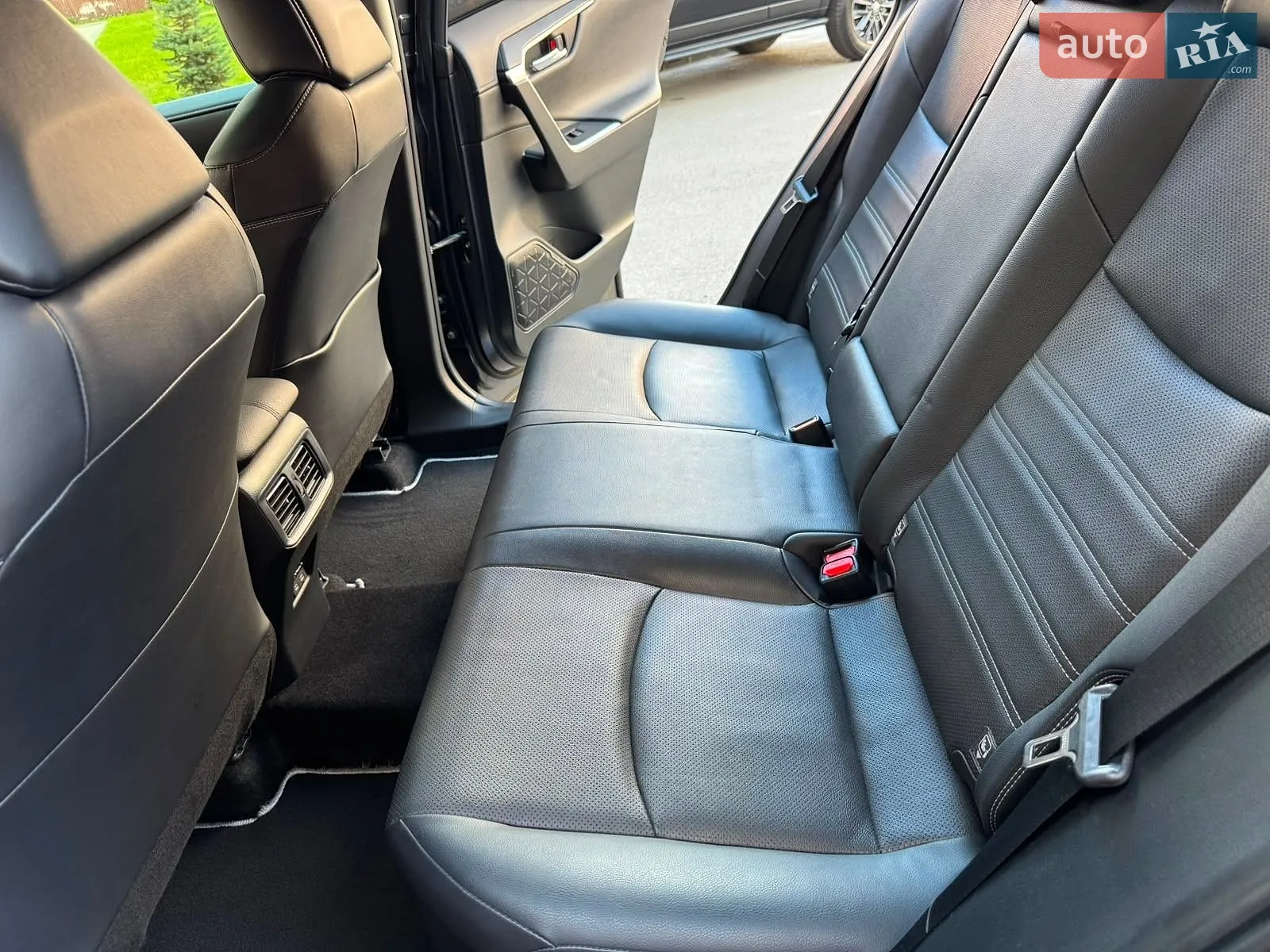 2024 Toyota RAV 4 - мініатюра 13
