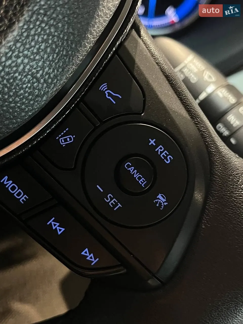 2020 Toyota RAV 4 - мініатюра 30