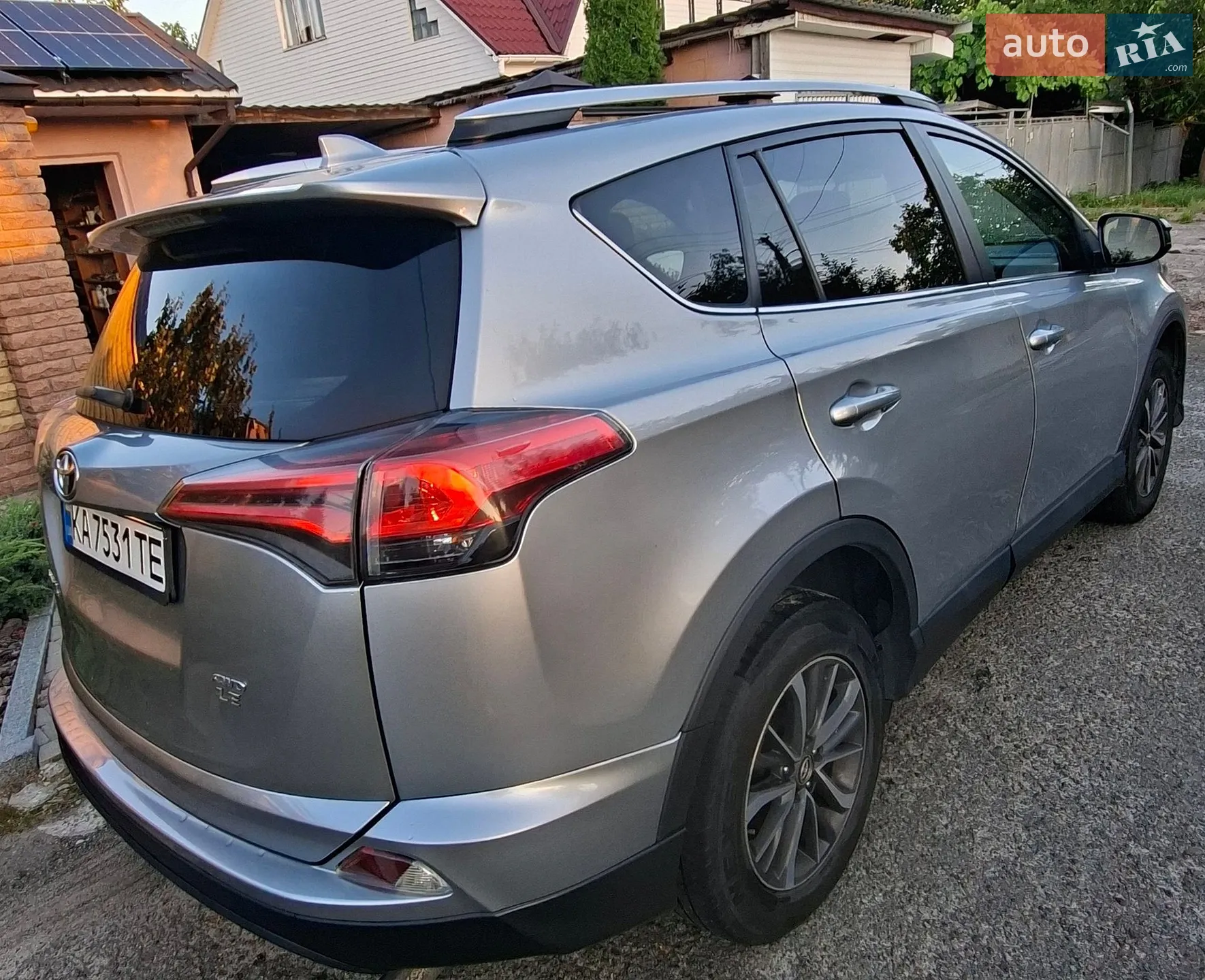 2016 Toyota RAV 4 - мініатюра 13