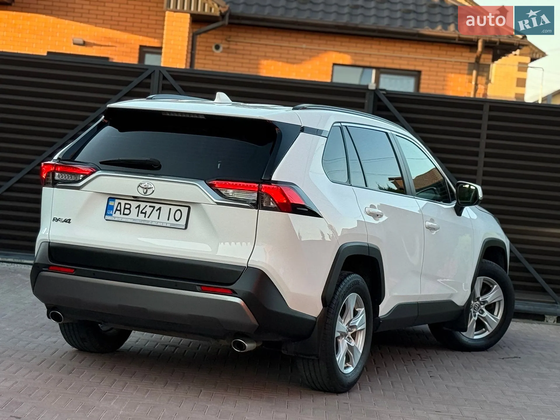 2019 Toyota RAV 4 - мініатюра 24