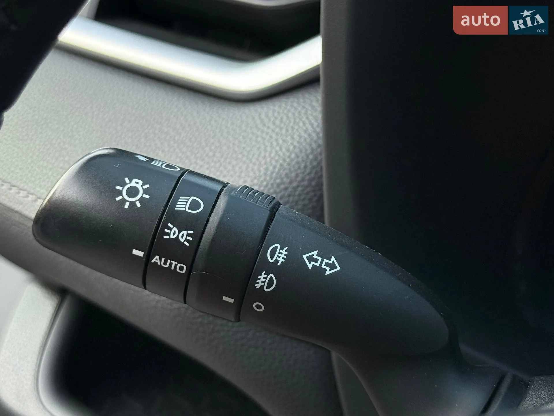 2019 Toyota RAV 4 - мініатюра 62