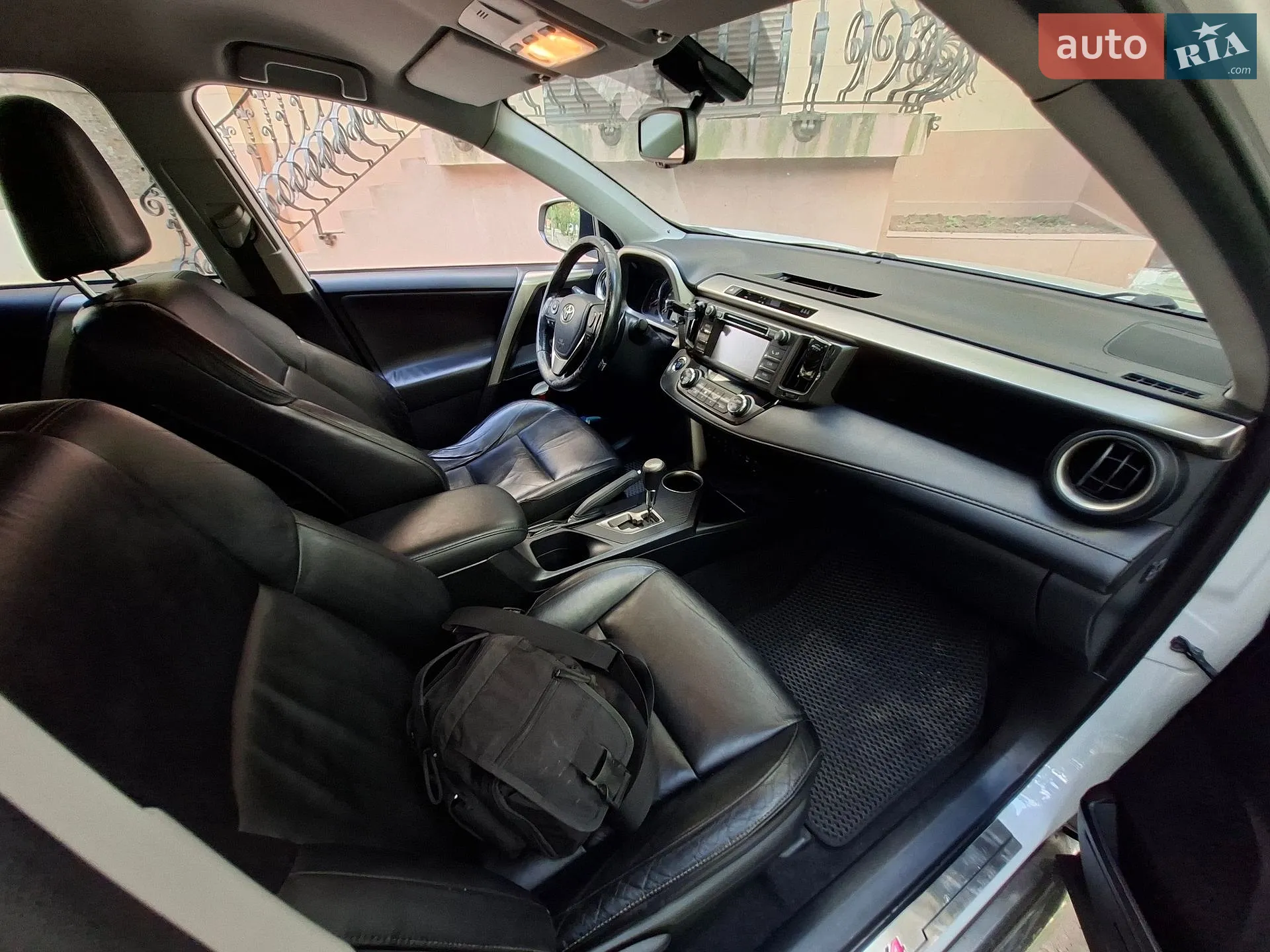 2013 Toyota RAV 4 - мініатюра 11