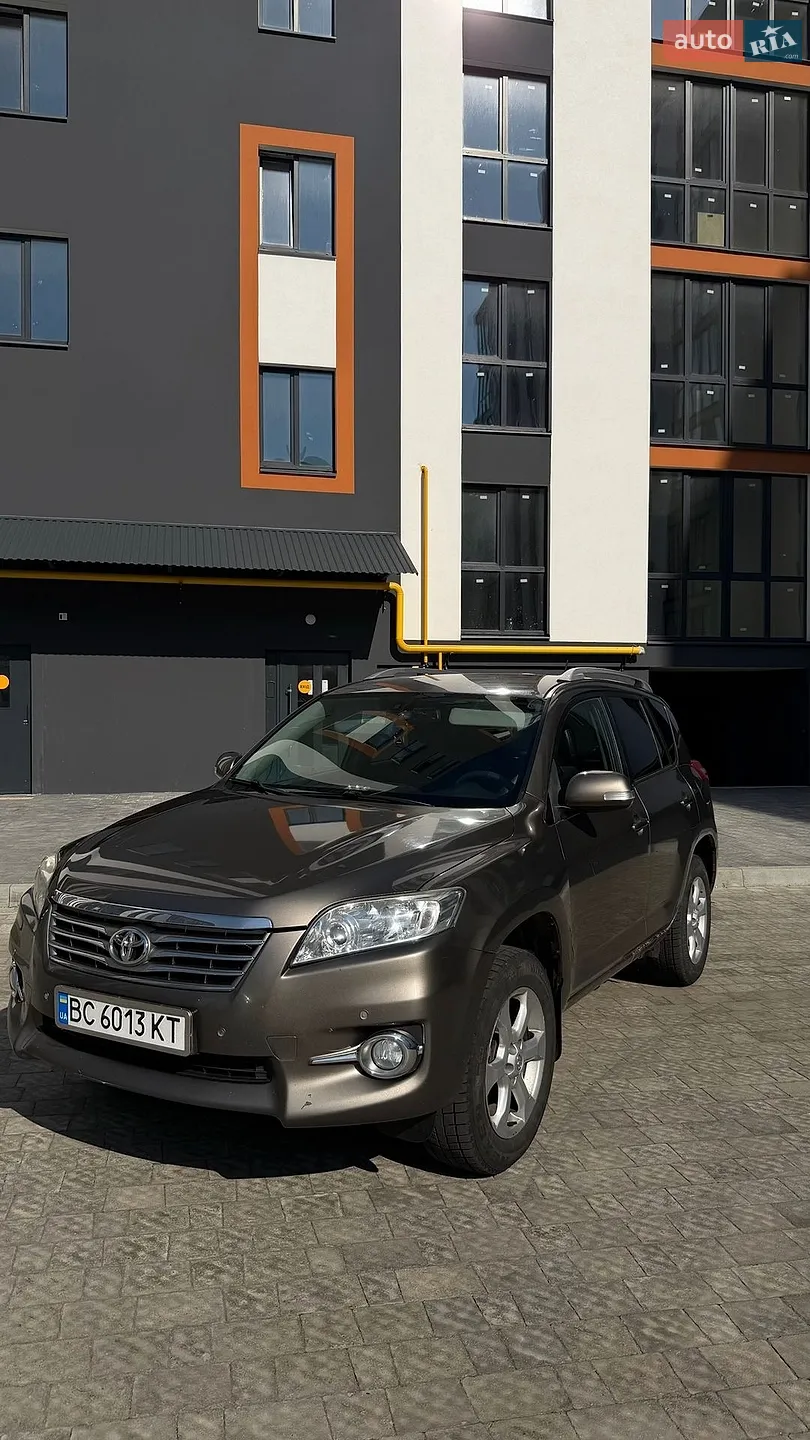 2010 Toyota RAV 4 - мініатюра 4