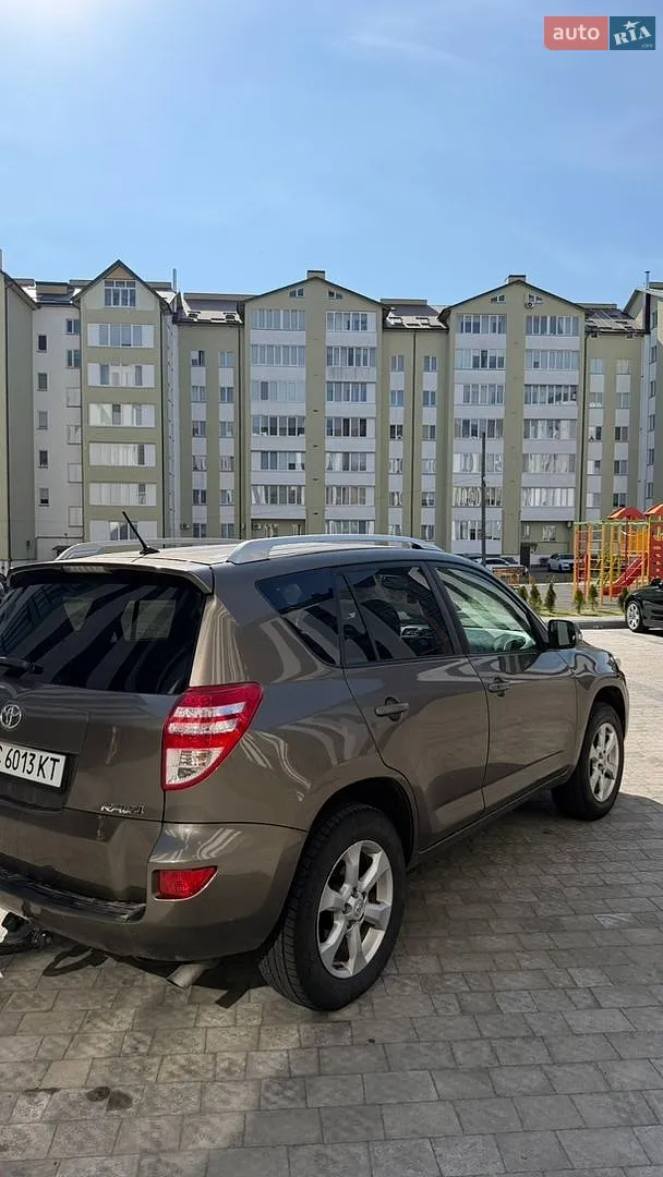 2010 Toyota RAV 4 - мініатюра 15