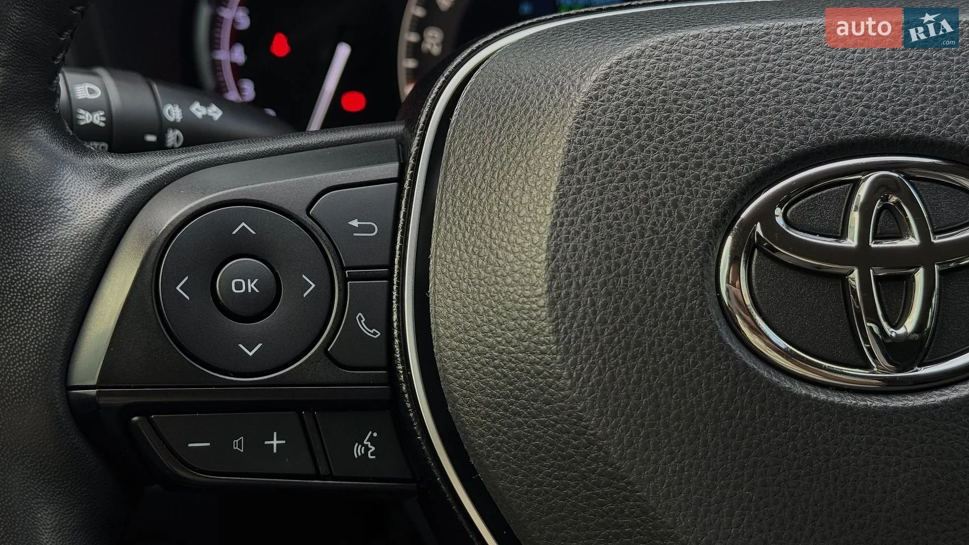 2019 Toyota RAV 4 - мініатюра 30
