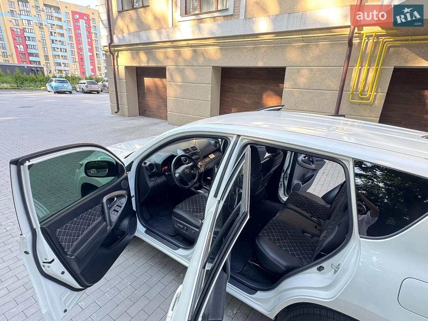 2010 Toyota RAV 4 - мініатюра 9