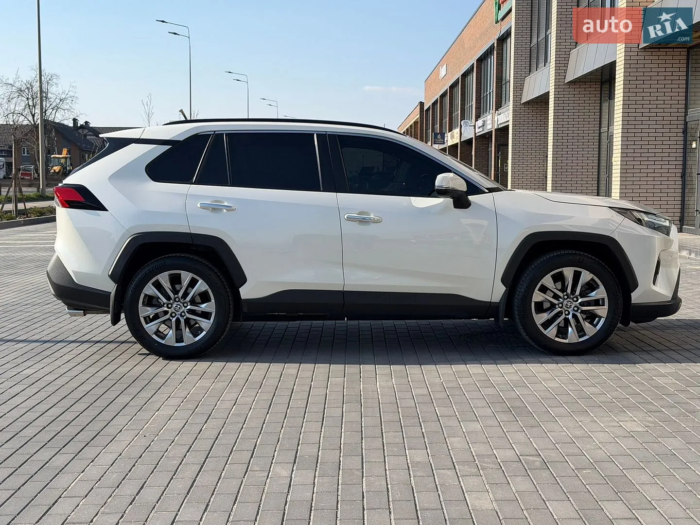 2022 Toyota RAV 4 - мініатюра 12