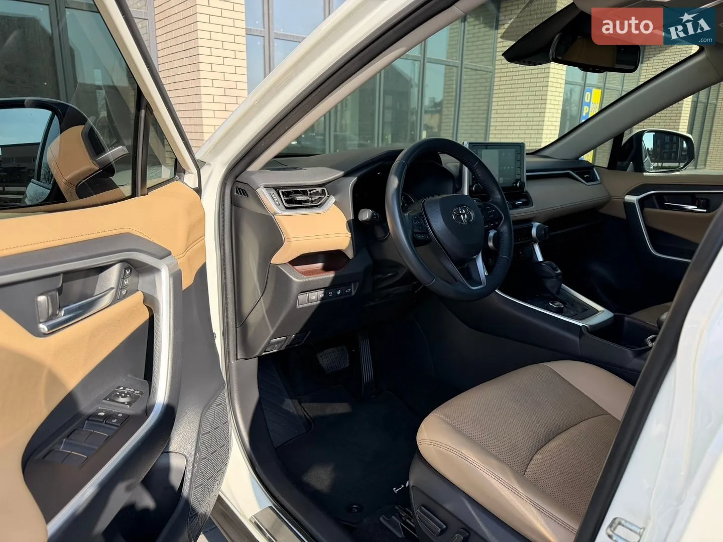 2022 Toyota RAV 4 - мініатюра 26