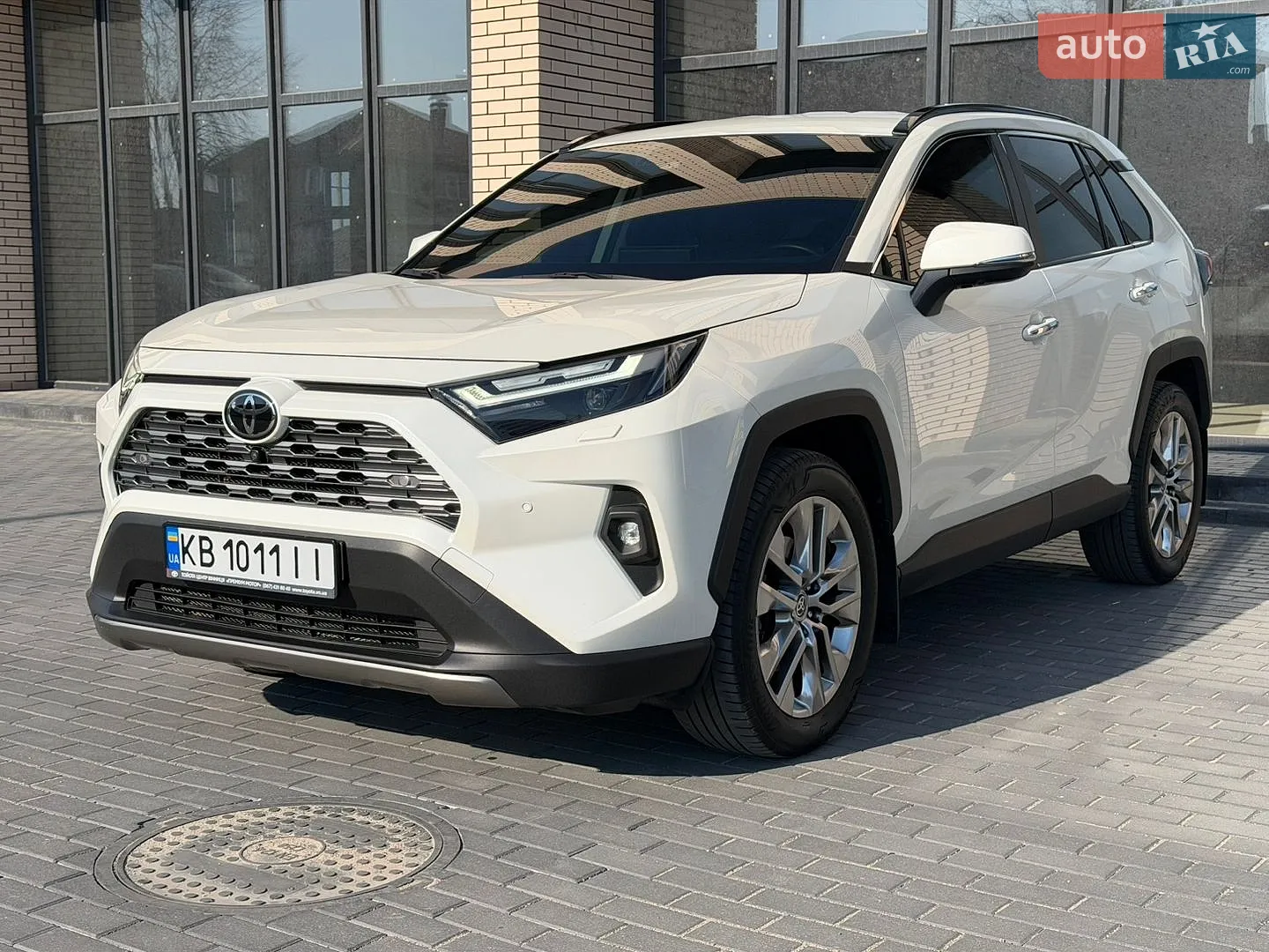 2022 Toyota RAV 4 - мініатюра 7