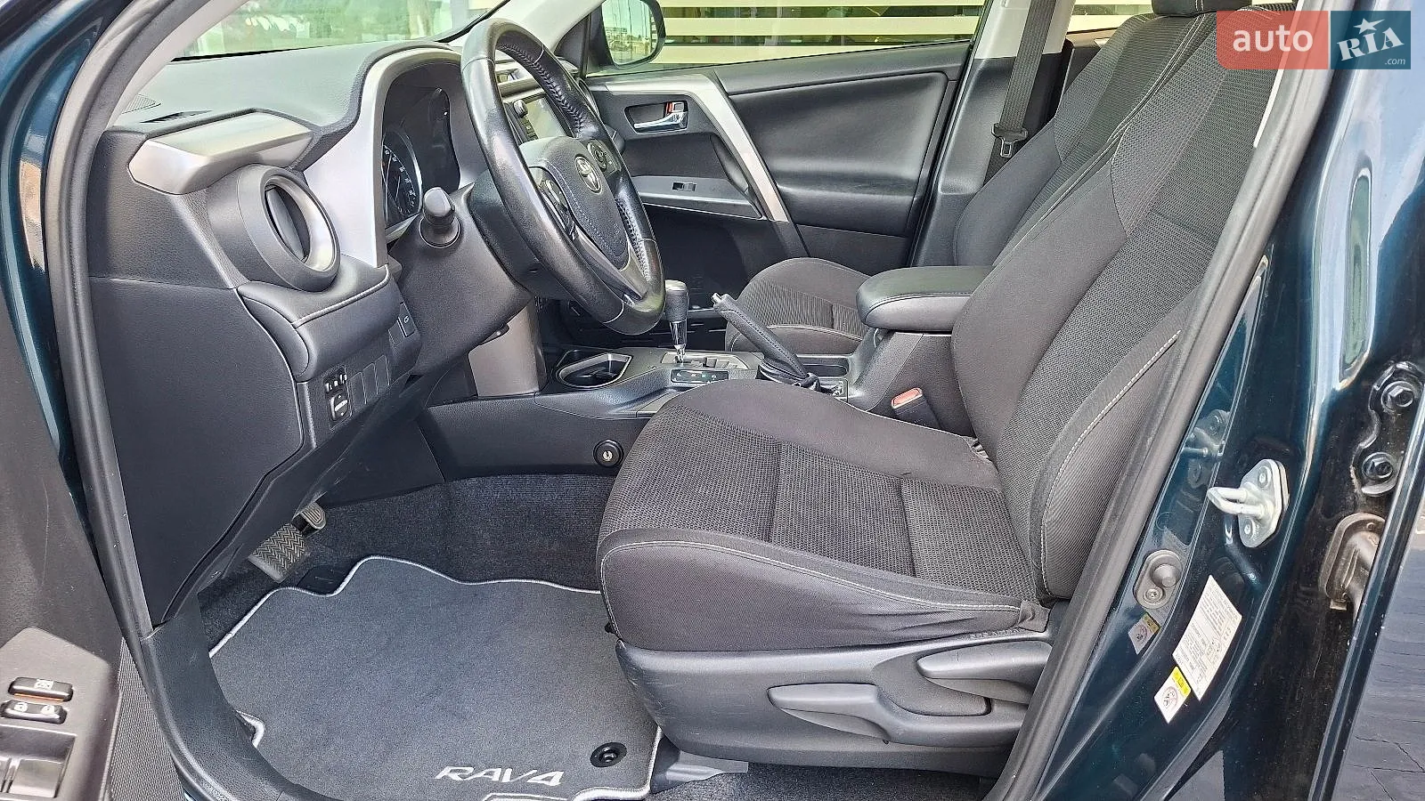 2017 Toyota RAV 4 - мініатюра 15