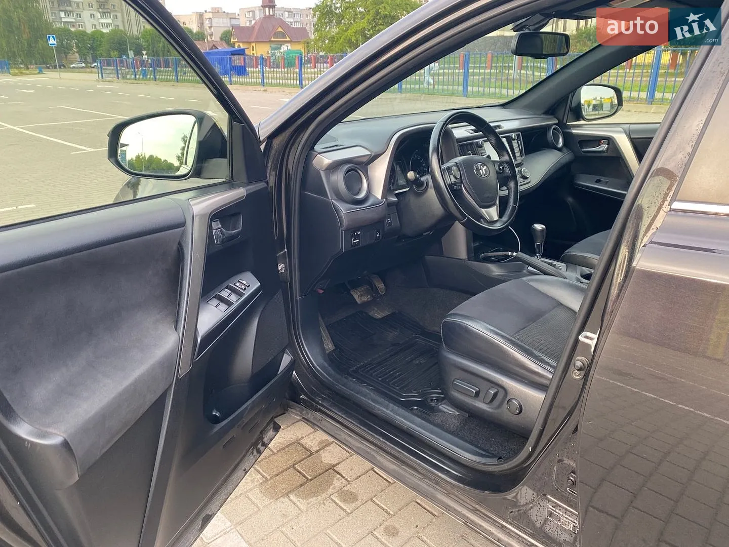 2017 Toyota RAV 4 - мініатюра 13