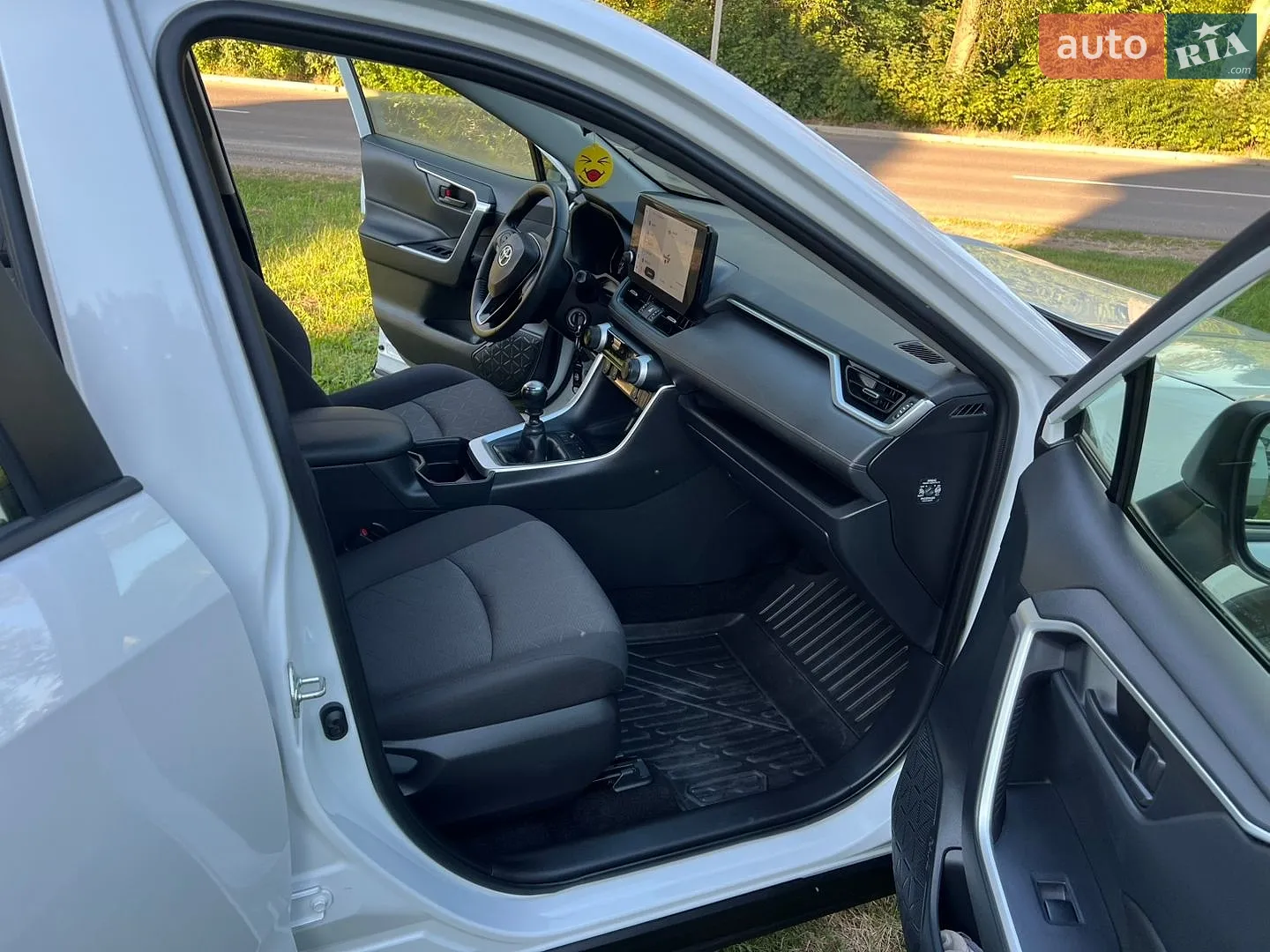 2023 Toyota RAV 4 - мініатюра 21