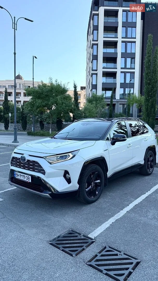 2019 Toyota RAV 4 - мініатюра 9