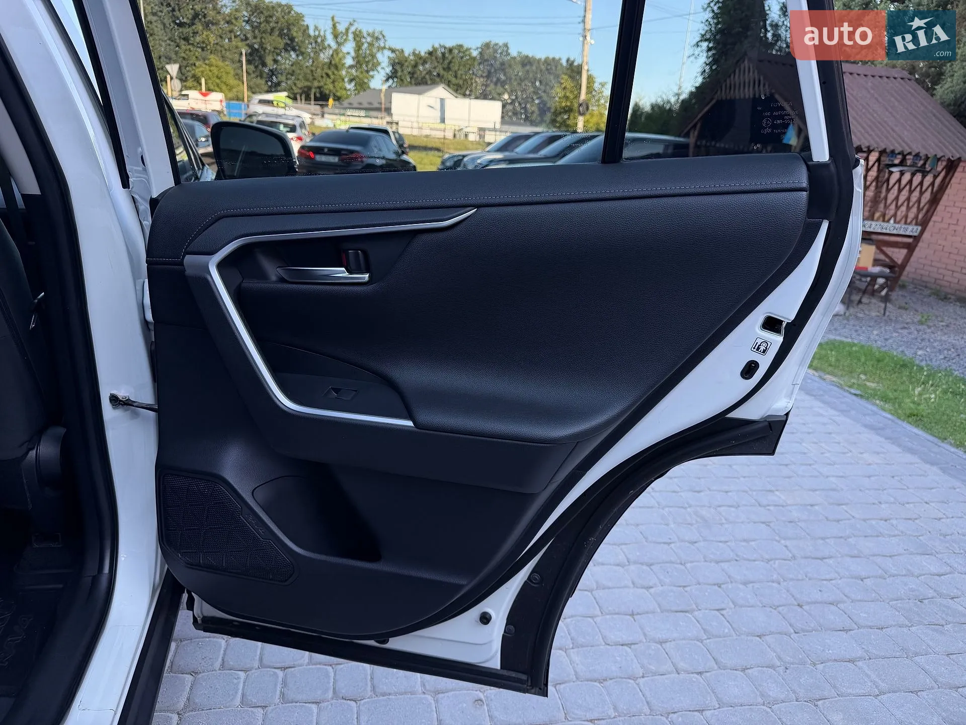 2019 Toyota RAV 4 - мініатюра 22