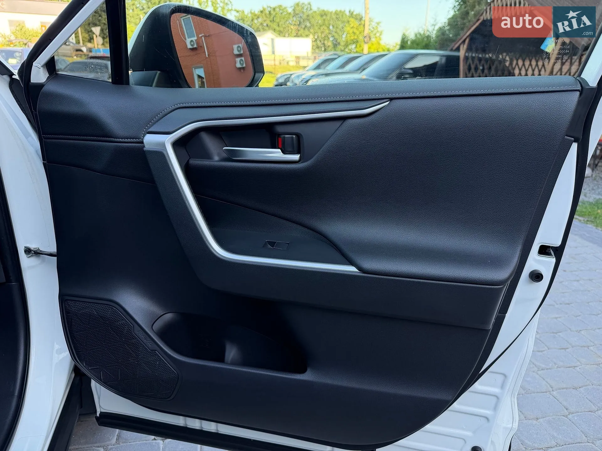 2019 Toyota RAV 4 - мініатюра 24