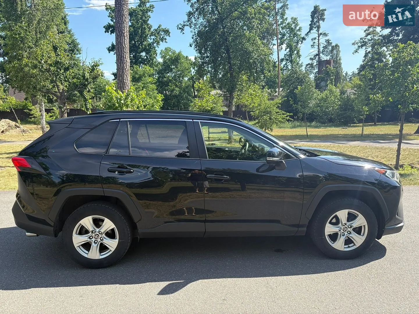 2019 Toyota RAV 4 - мініатюра 12