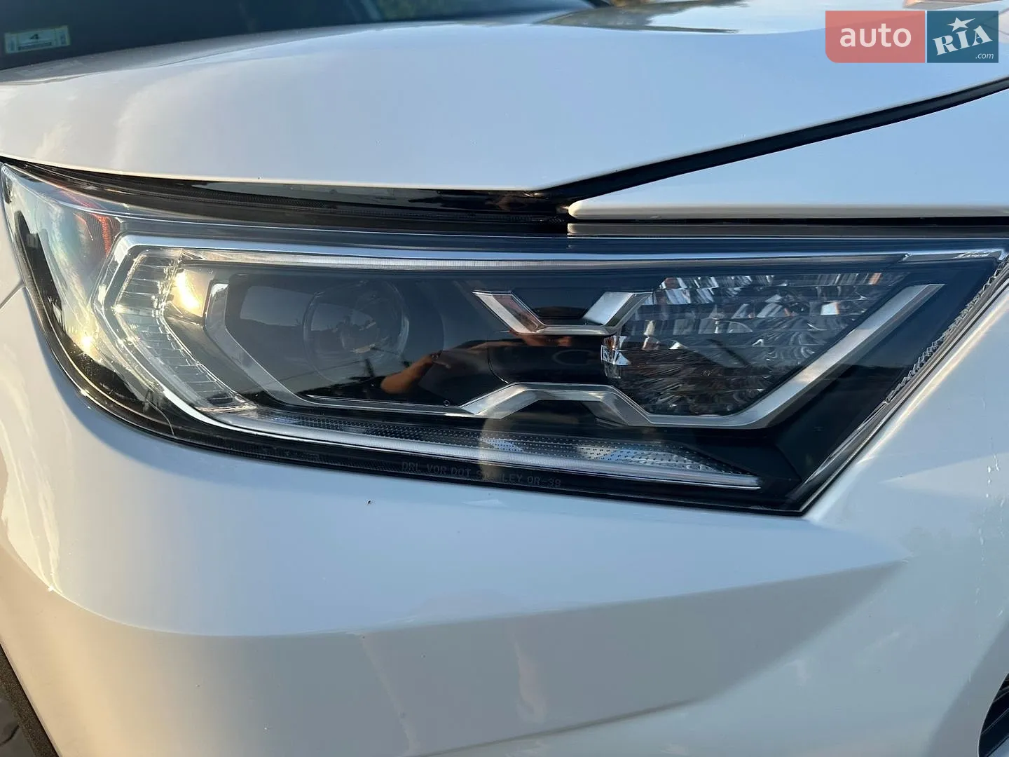 2019 Toyota RAV 4 - мініатюра 9