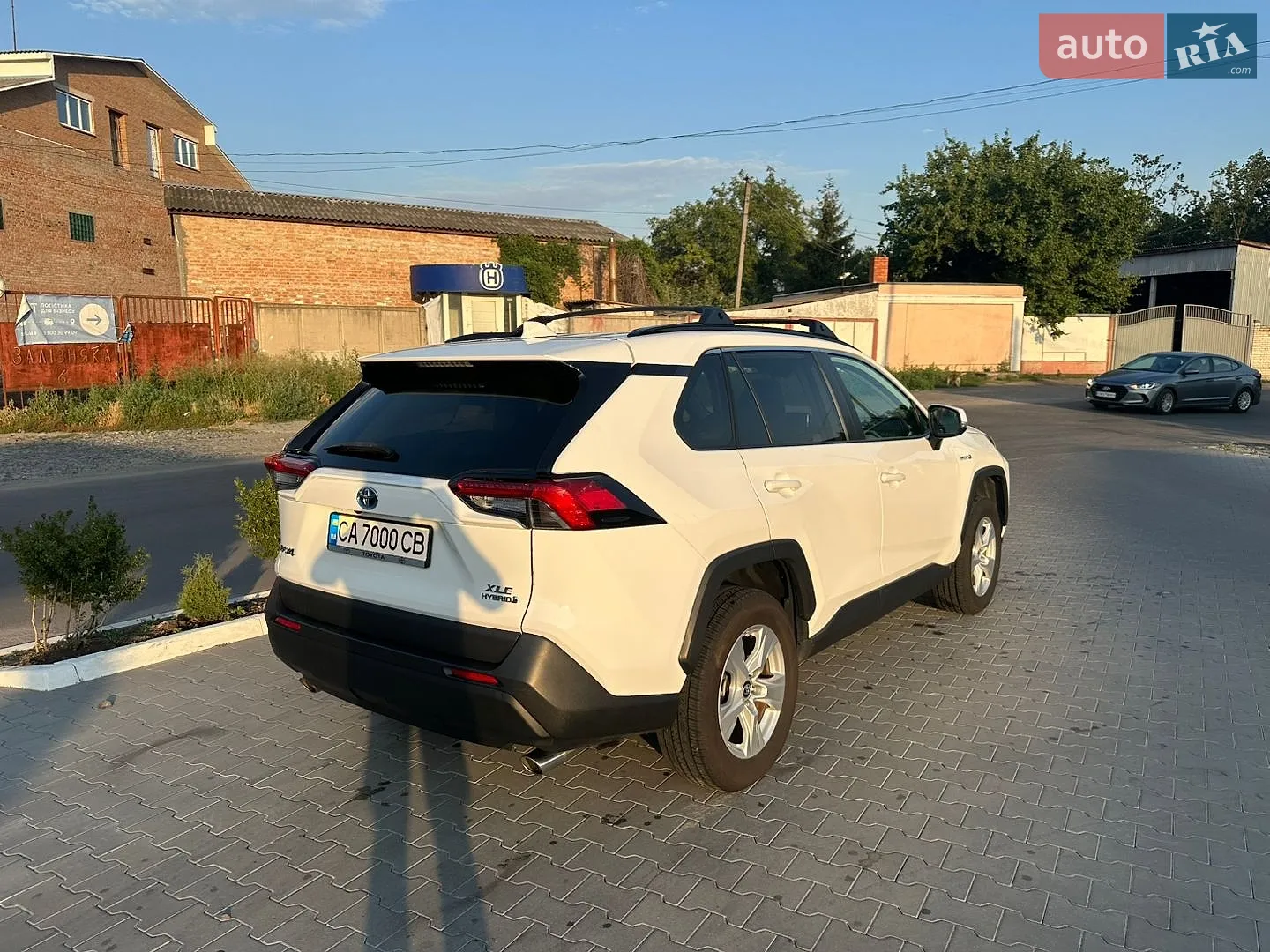 2019 Toyota RAV 4 - мініатюра 5