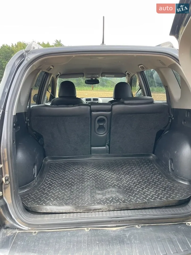 2010 Toyota RAV 4 - мініатюра 5
