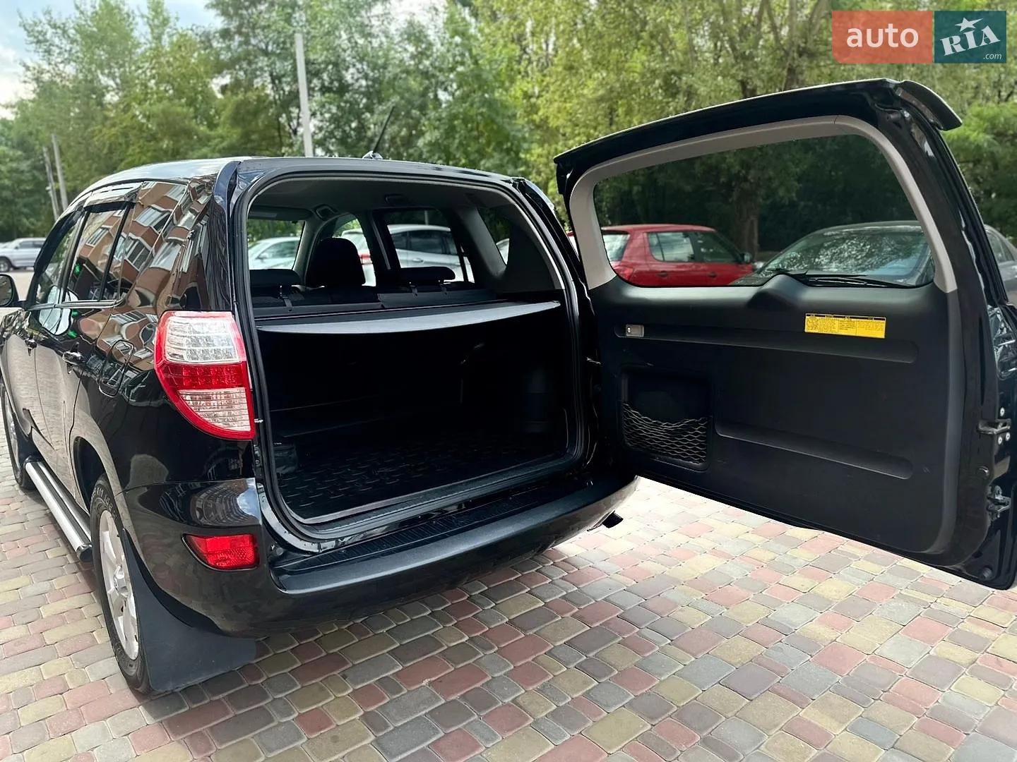 2010 Toyota RAV 4 - мініатюра 21