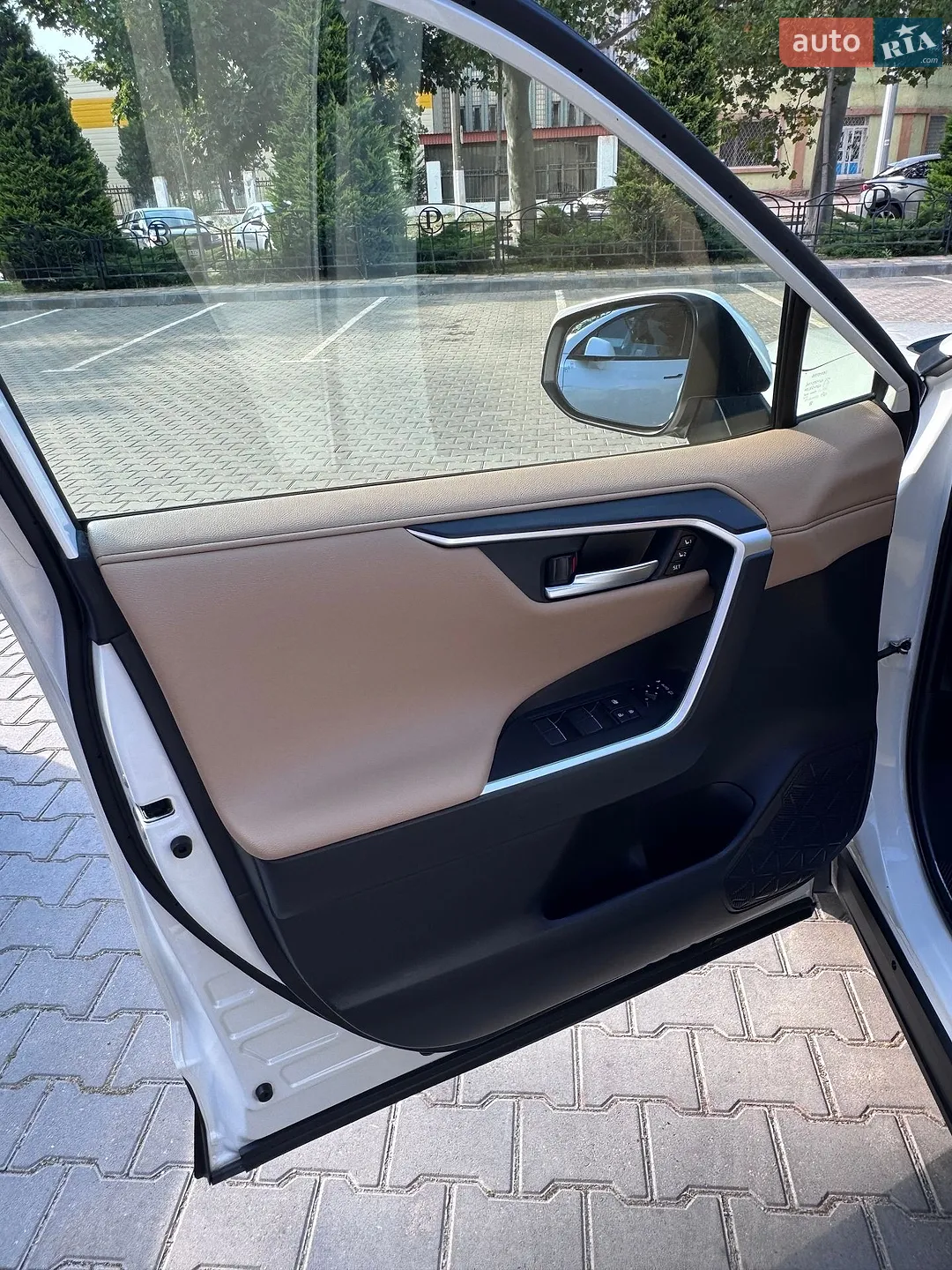 2020 Toyota RAV 4 - мініатюра 14
