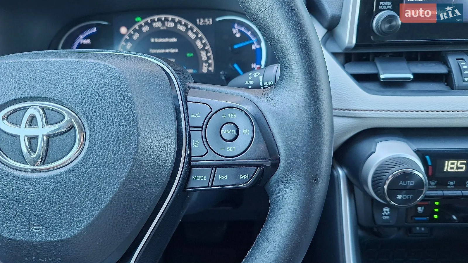 2019 Toyota RAV 4 - мініатюра 18