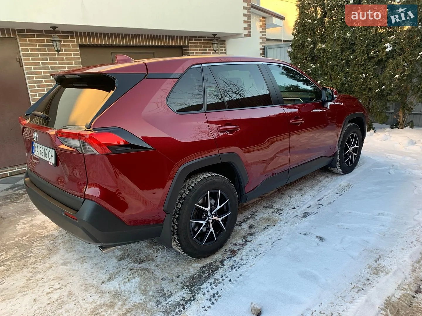 2019 Toyota RAV 4 - мініатюра 17