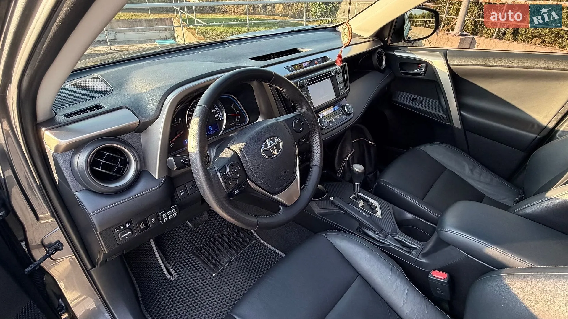 2013 Toyota RAV 4 - мініатюра 13