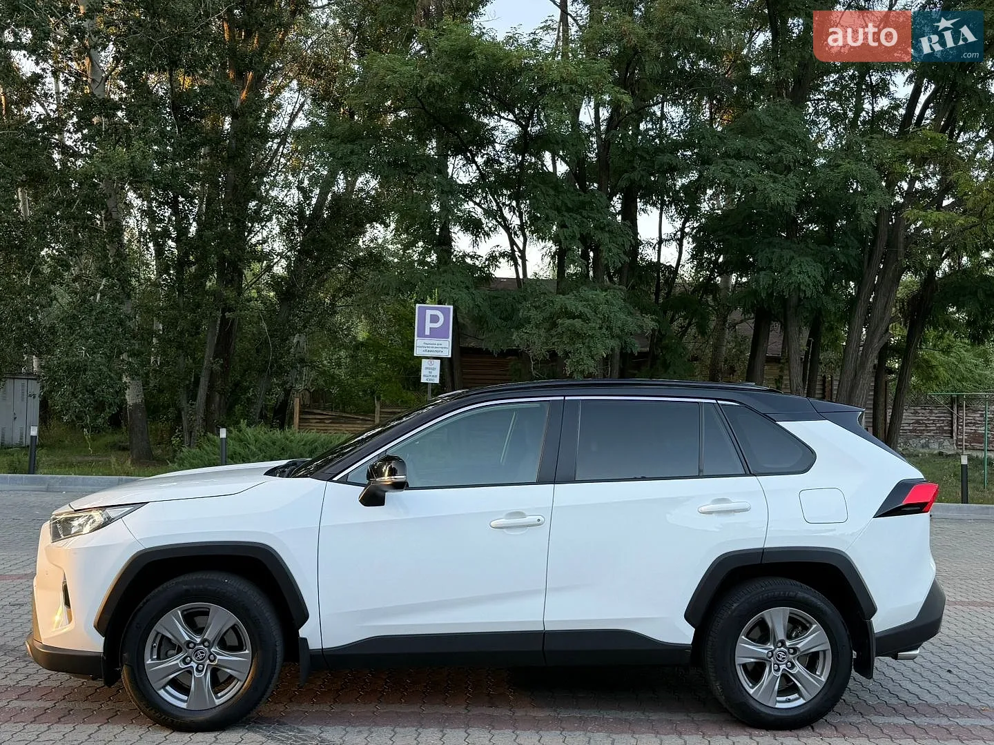 2023 Toyota RAV 4 - мініатюра 11
