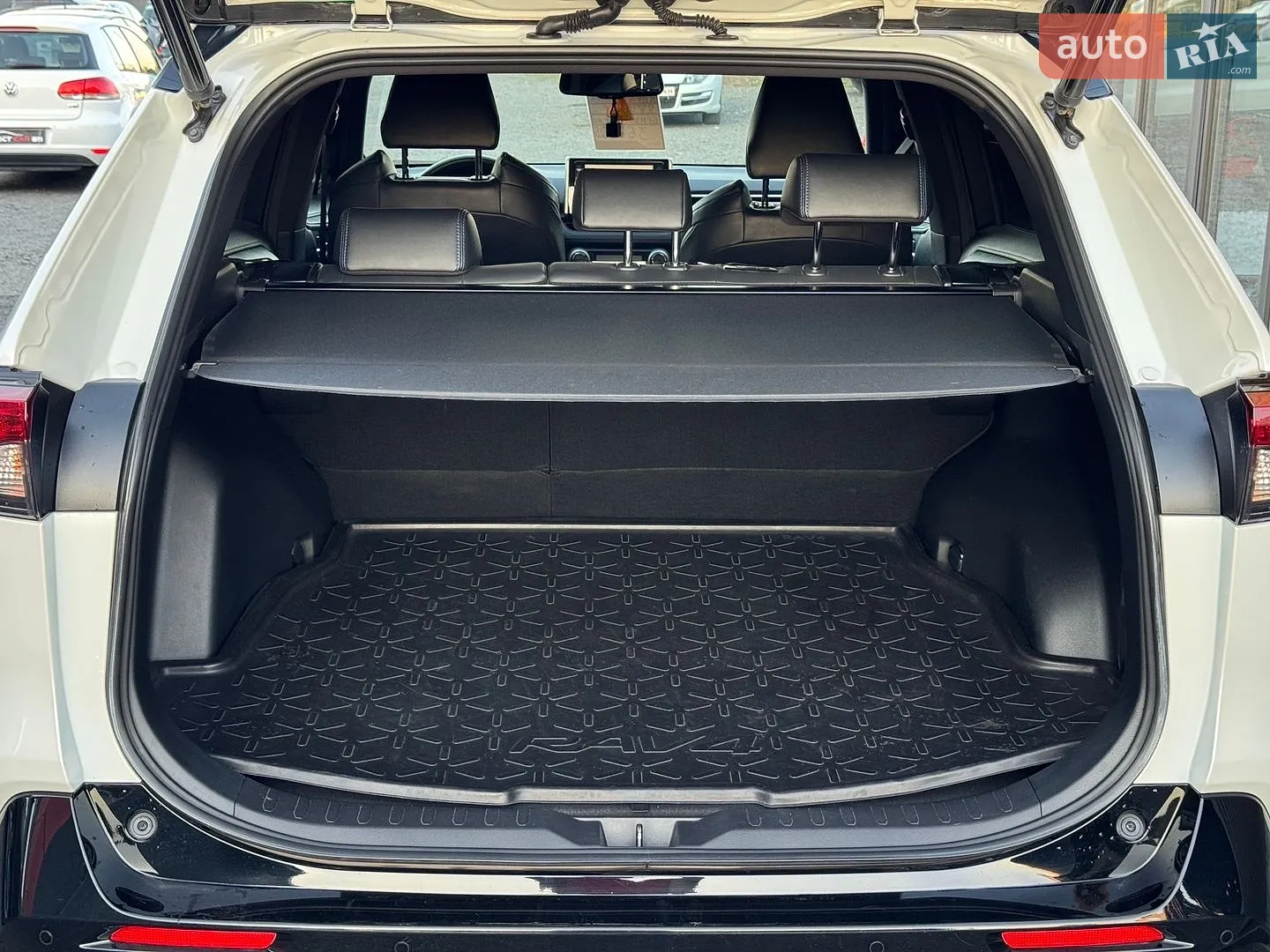 2021 Toyota RAV 4 - мініатюра 11