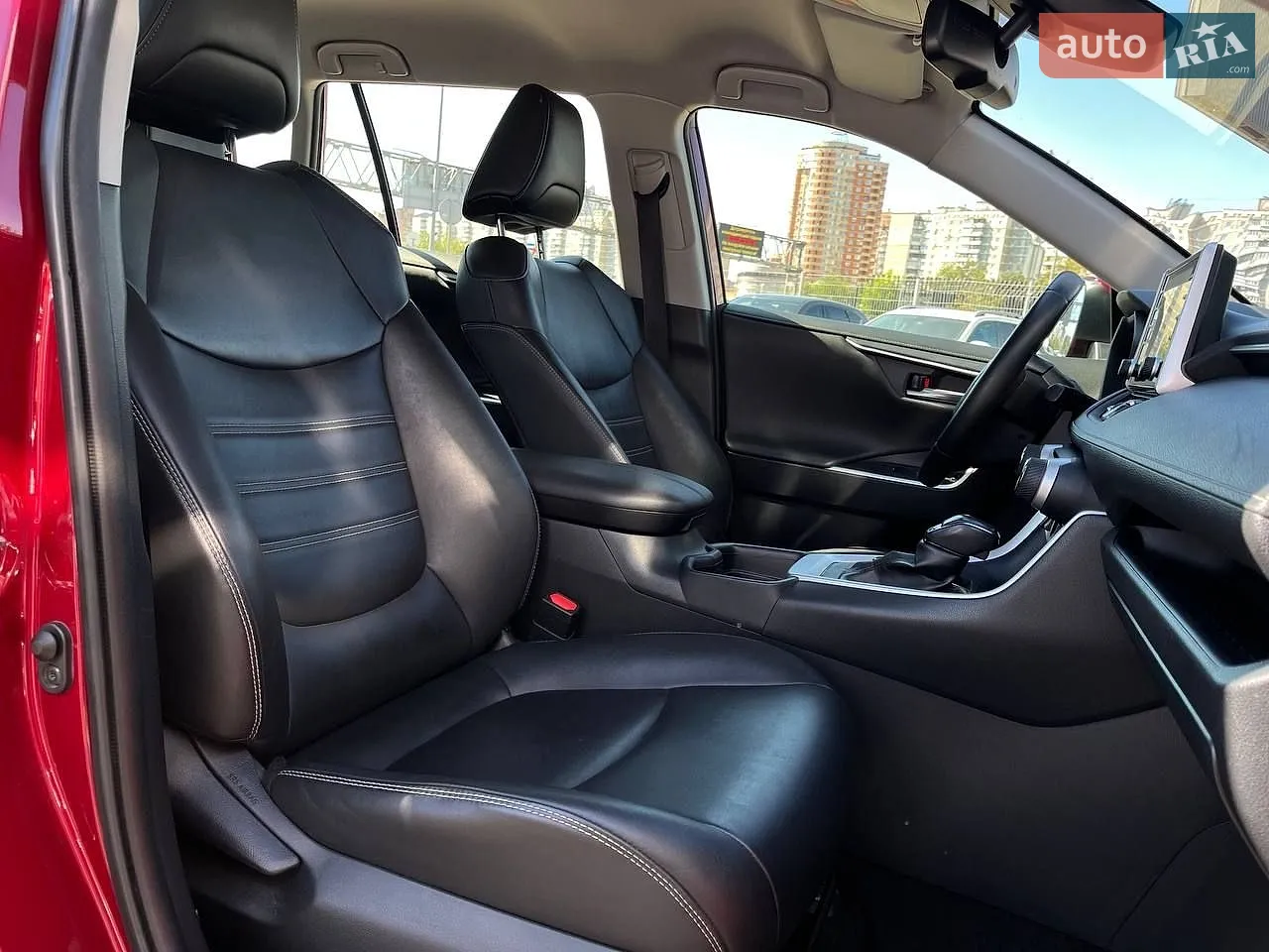 2019 Toyota RAV 4 - мініатюра 12