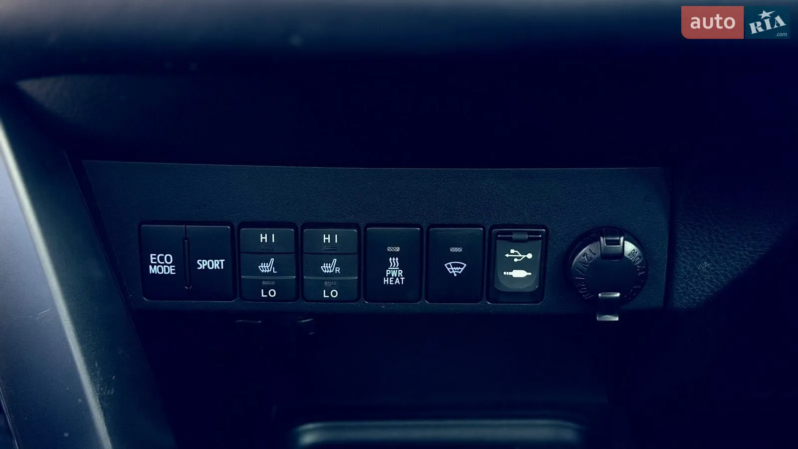 2017 Toyota RAV 4 - мініатюра 15