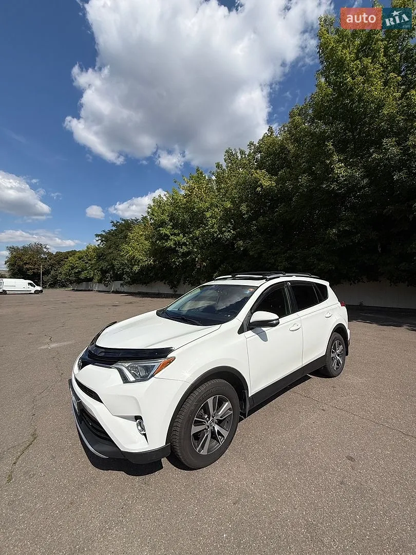 2016 Toyota RAV 4 - мініатюра 9